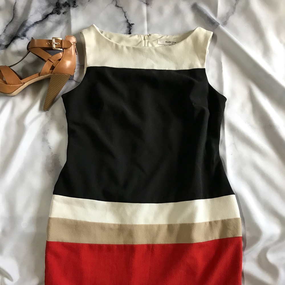 STUDIO ONE NEW YORK SLEEVELESS DRESS